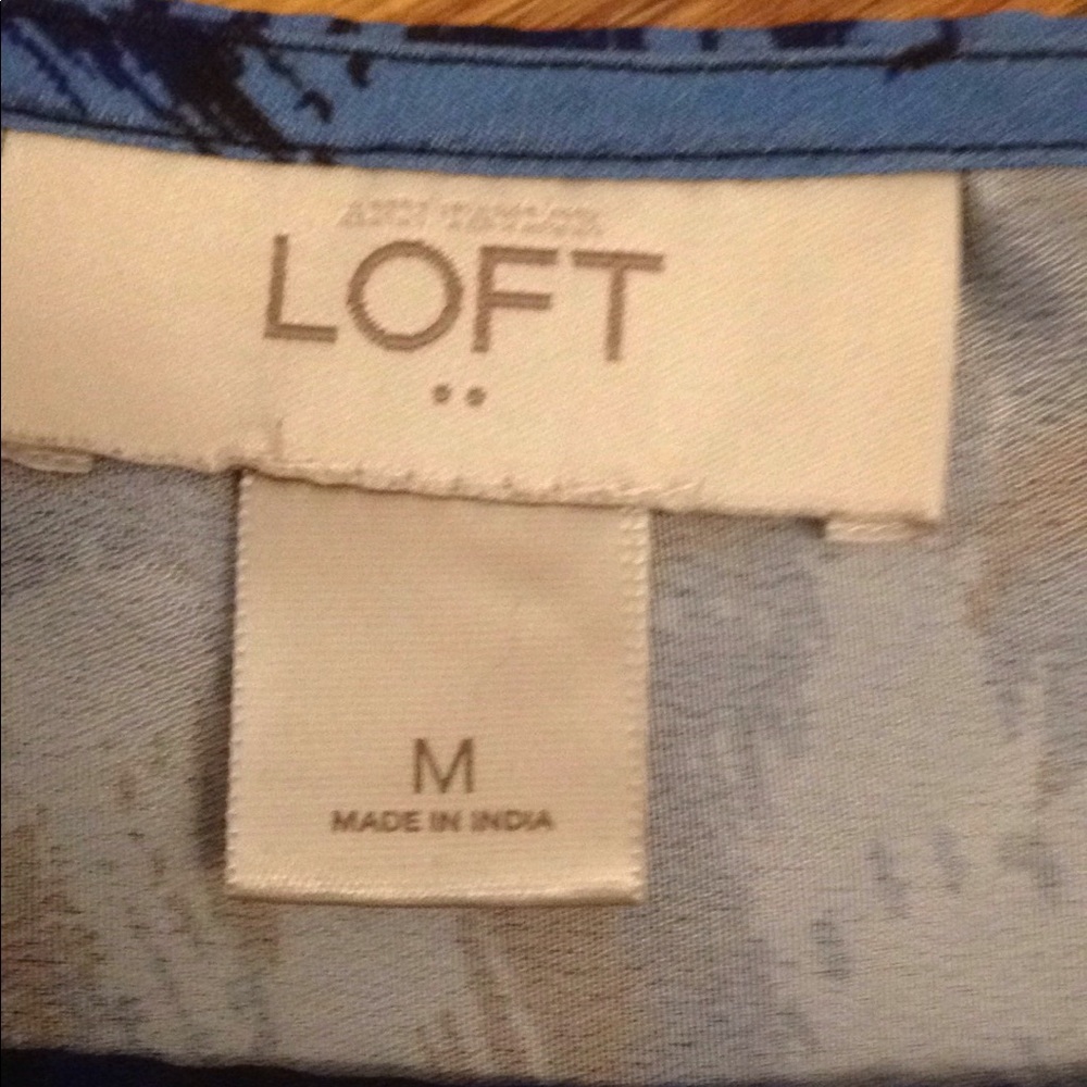 Beautiful Loft black and blues top - Picture 3 of 4